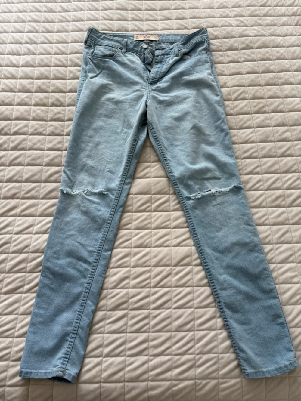 Hollister Light Blue Women's Skinny Jeans with Knee Rips